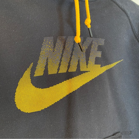 Nike hoodie sweatshirt, size Medium - Picture 3 of 7